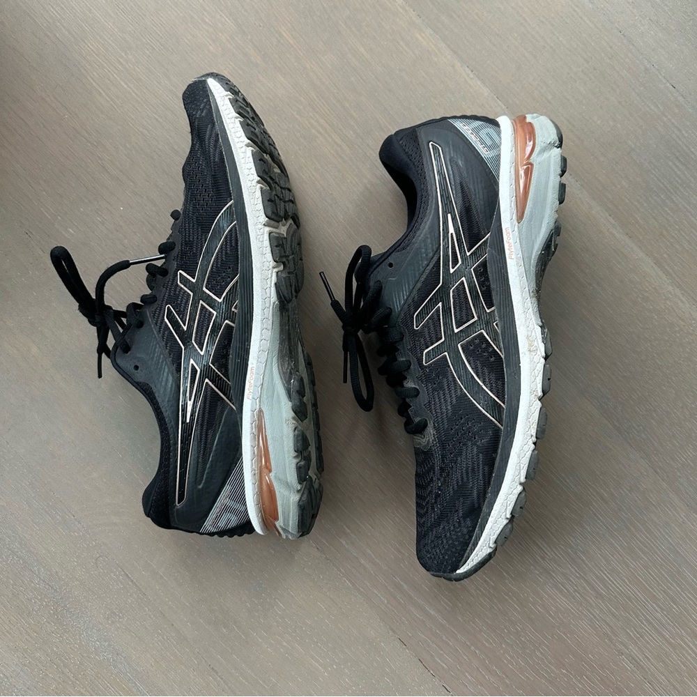 ASICS GT 2008 Black and Silver Running Shoes 10 Narrow